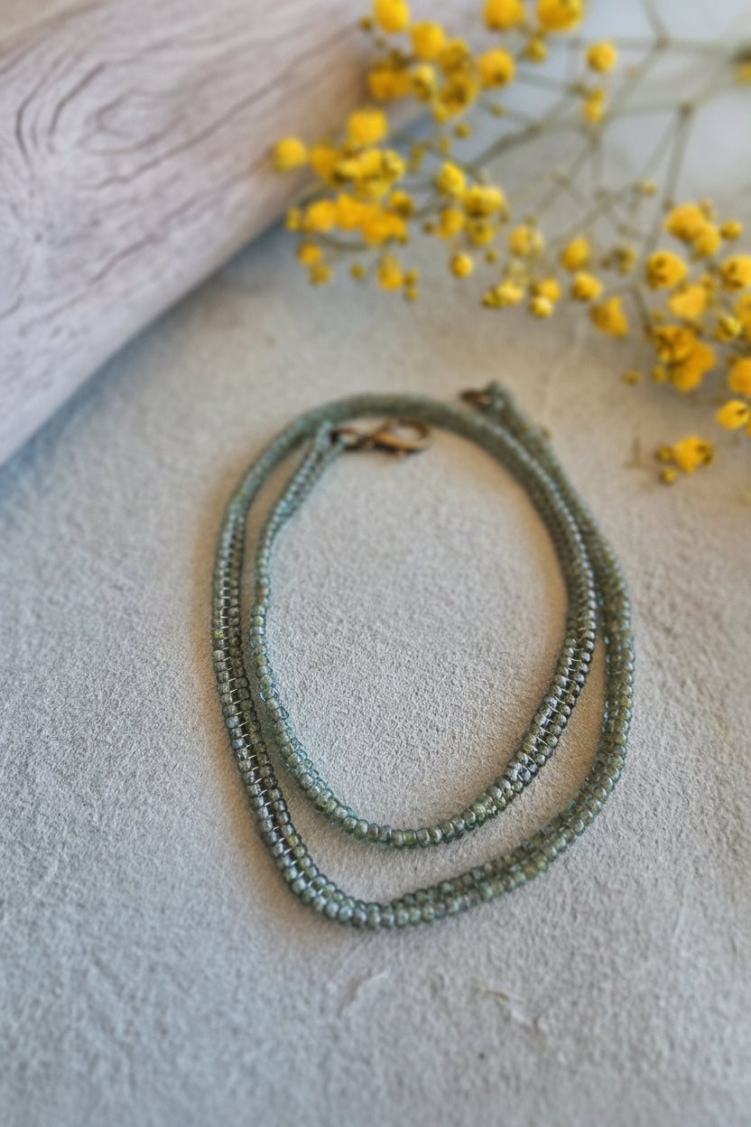 Salty Tides Necklace in Transparent Turquoise Picasso