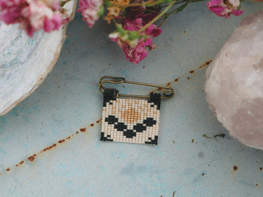Clara Brooch