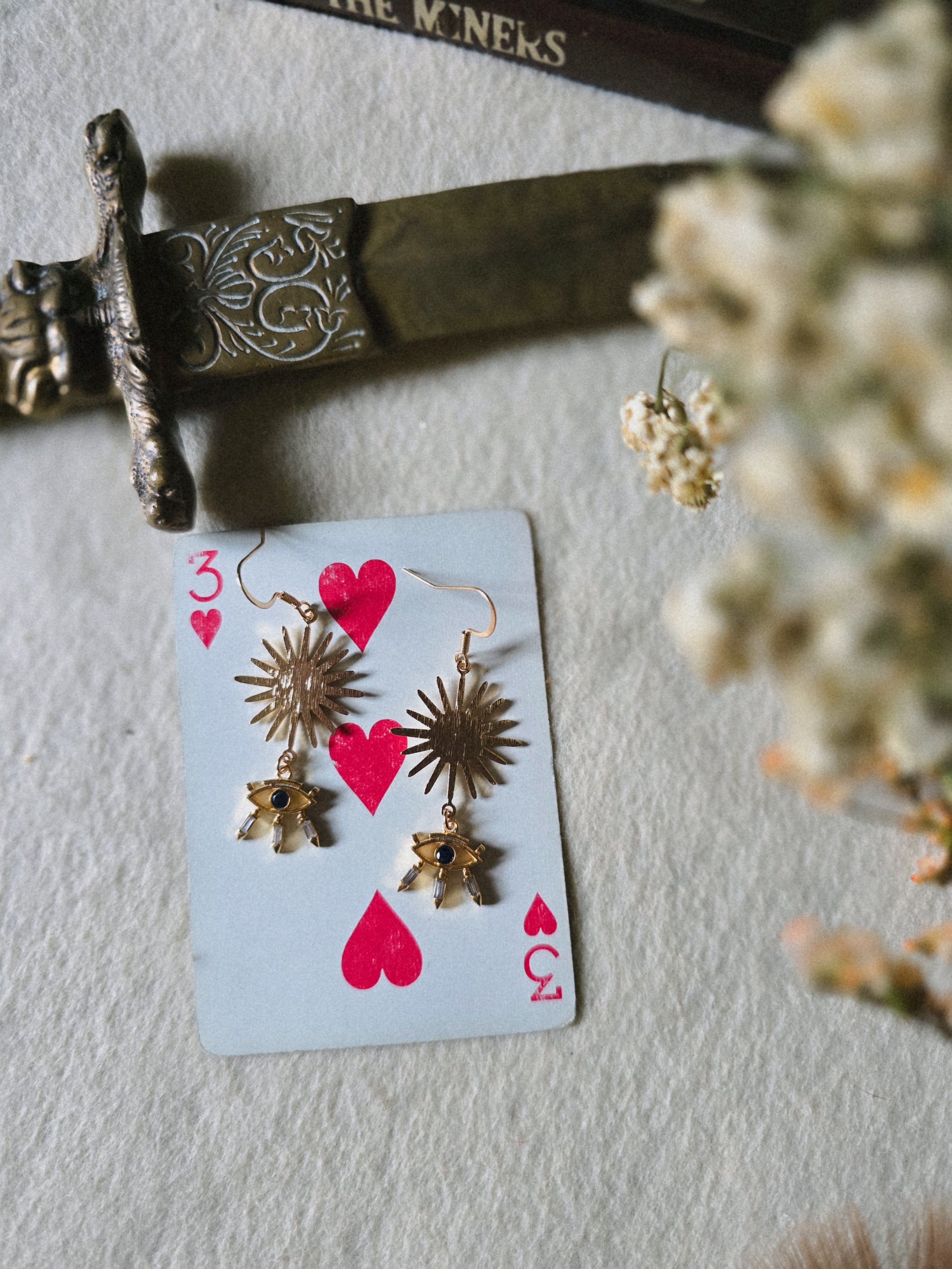 Sapphire Eyes Earrings