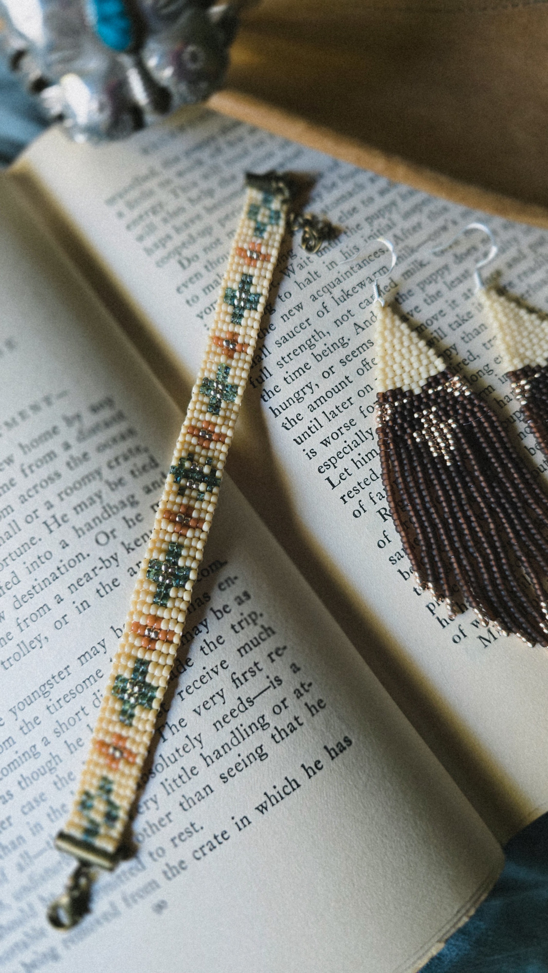 Prairie Bloom Beaded Bracelet